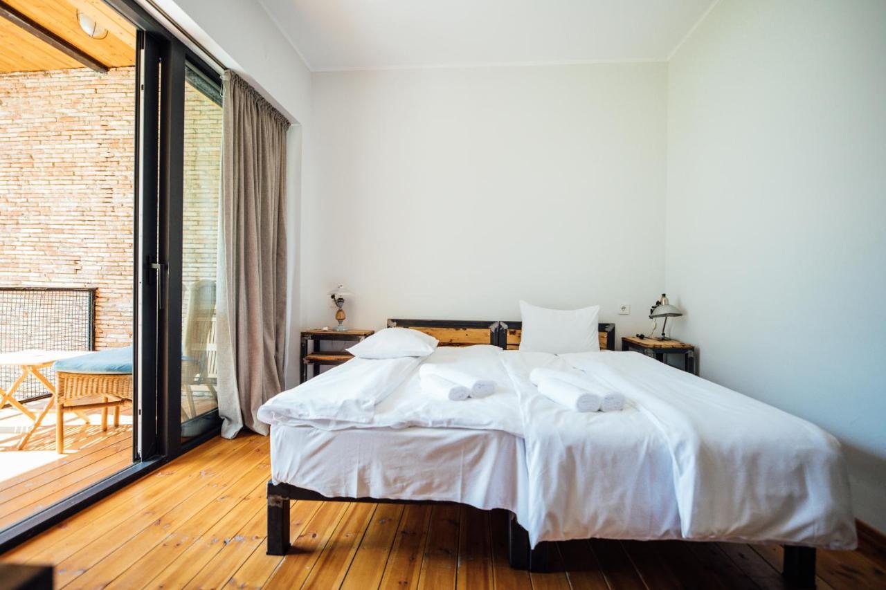 Green Sheep Boutique Hotel Степанцмінда Екстер'єр фото